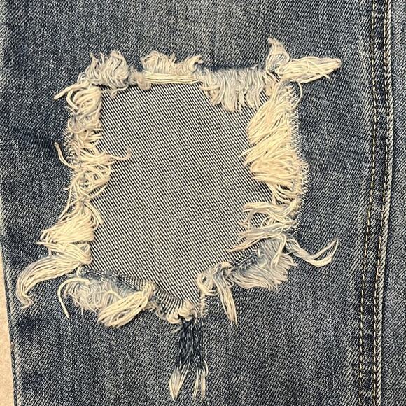 REVOLVE Superdown Angie Girlfriend Straight Leg Distressed Denim Jeans Size 27 - Picture 6 of 9